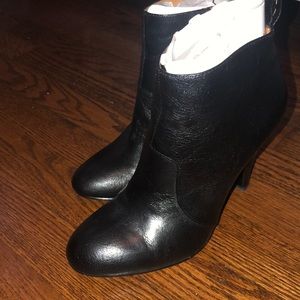 Nine West black heeled boots